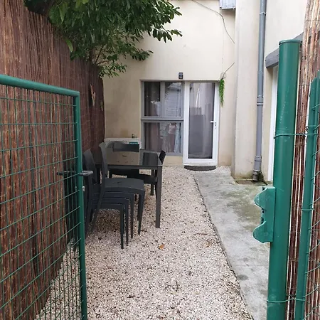 Apartmán Le Duplex, Centre, Calme, Terrasse Saint-Genis-Laval
